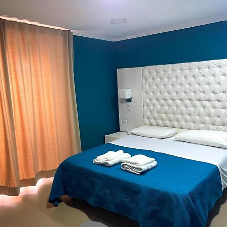 Bed And Breakfast Napoli Centro Storico Exterior photo